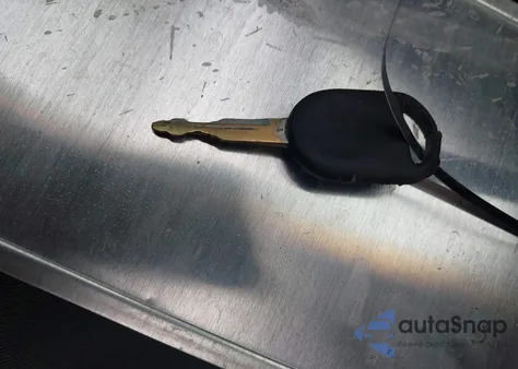 2001 Ford Explorer Sport Trac from USA, damaged, VIN 1FMZU67EX1UC43627